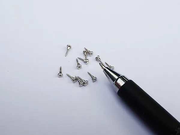CHEESE HEAD SHOULDER TAPPING SCREW M1.7-L2-L5
